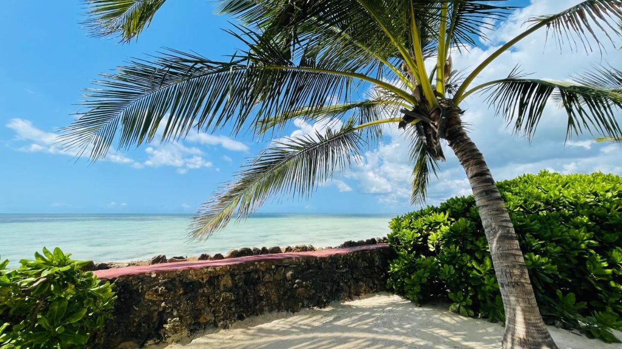 Samaki Lodge & Spa Uroa Buitenkant foto
