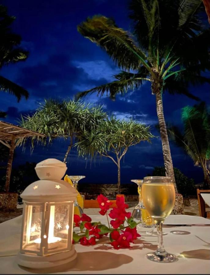 Samaki Lodge & Spa Uroa Buitenkant foto