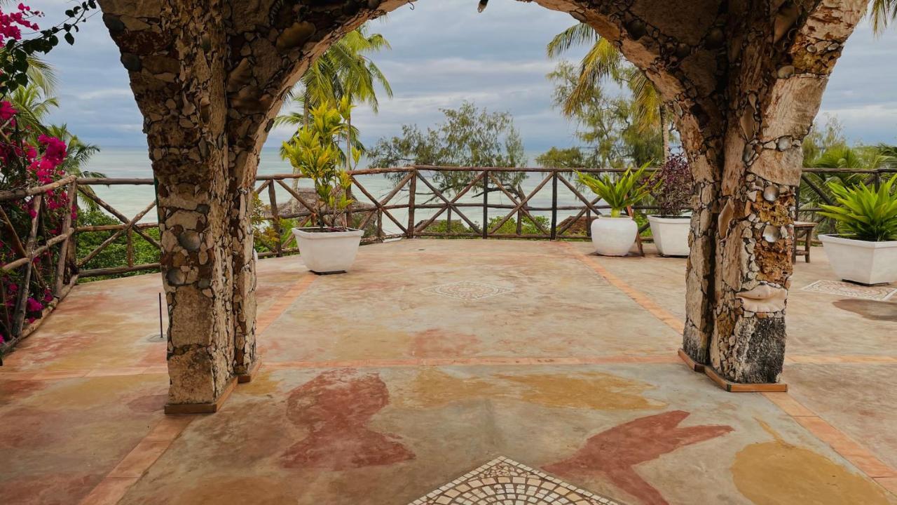 Samaki Lodge & Spa Uroa Buitenkant foto
