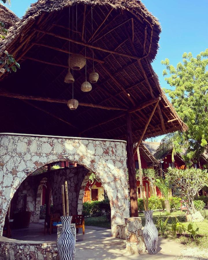 Samaki Lodge & Spa Uroa Buitenkant foto