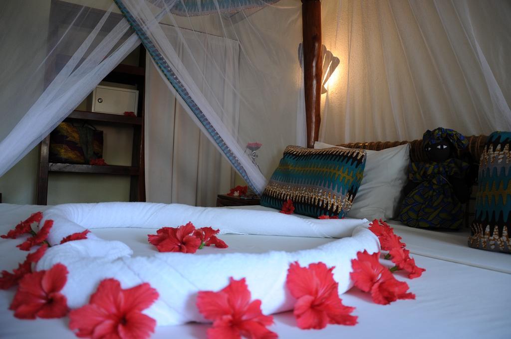 Samaki Lodge & Spa Uroa Buitenkant foto