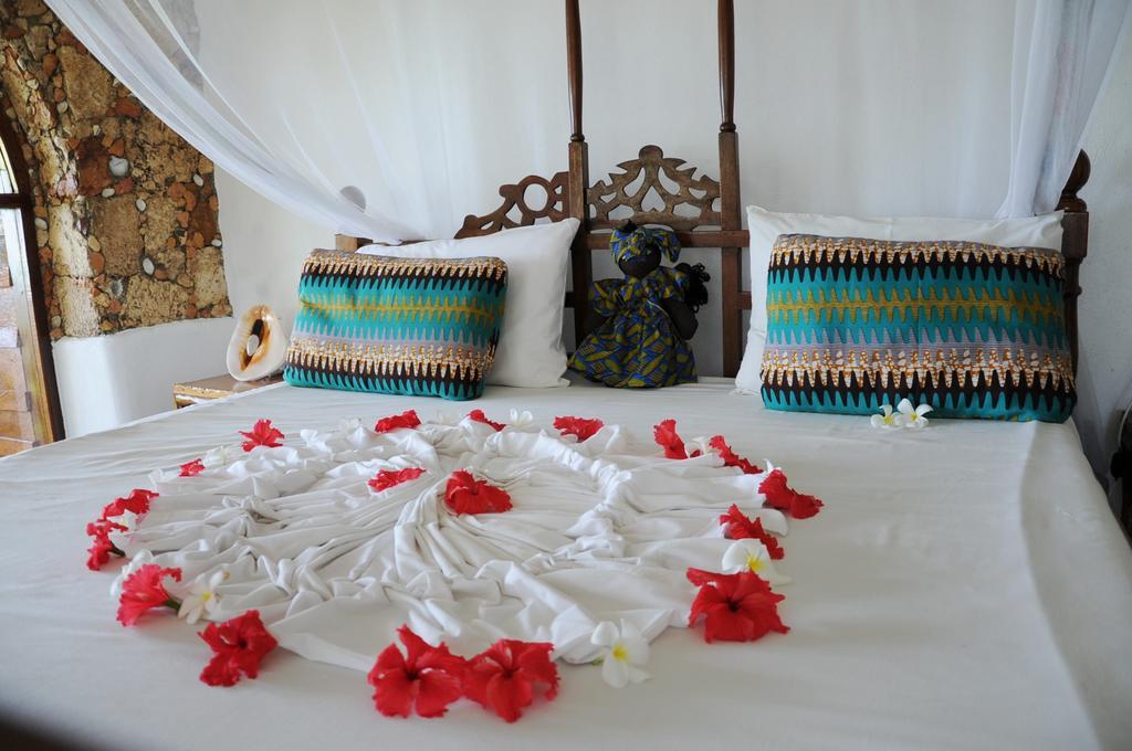 Samaki Lodge & Spa Uroa Buitenkant foto