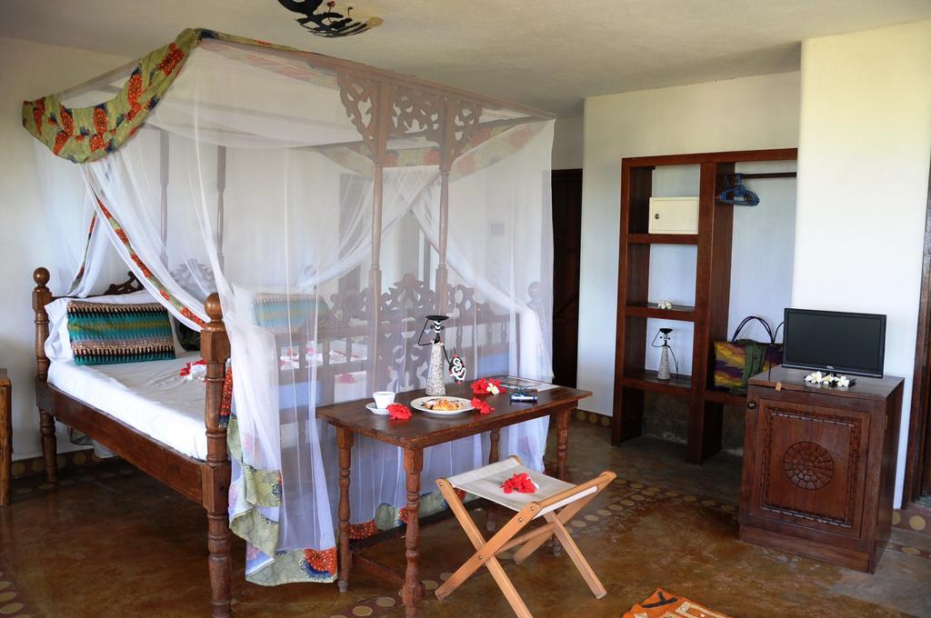 Samaki Lodge & Spa Uroa Buitenkant foto